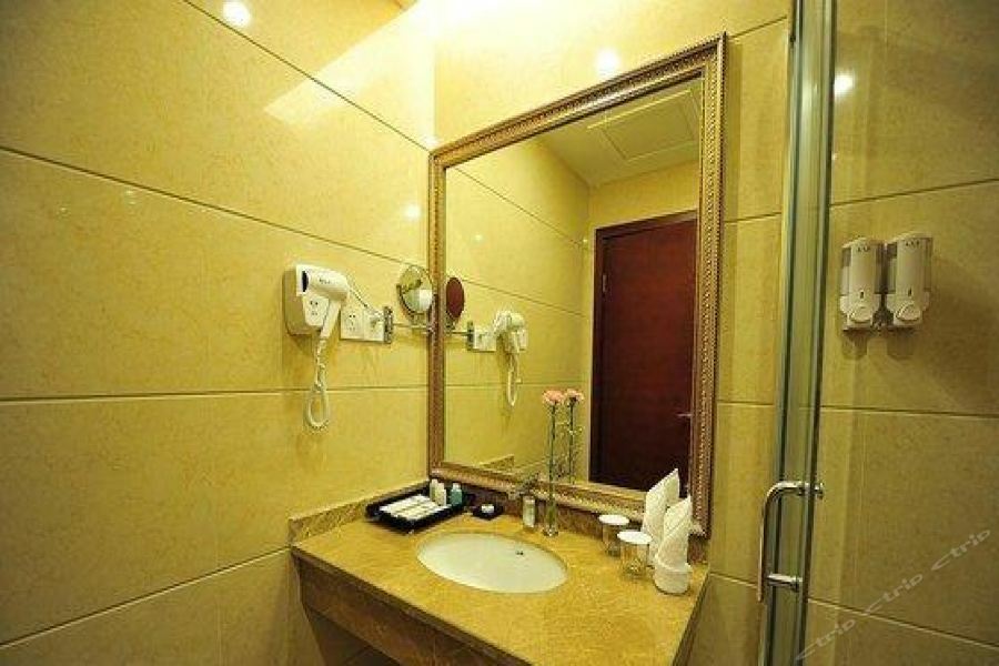 Chonpines Hotel Аньшунь Екстер'єр фото
